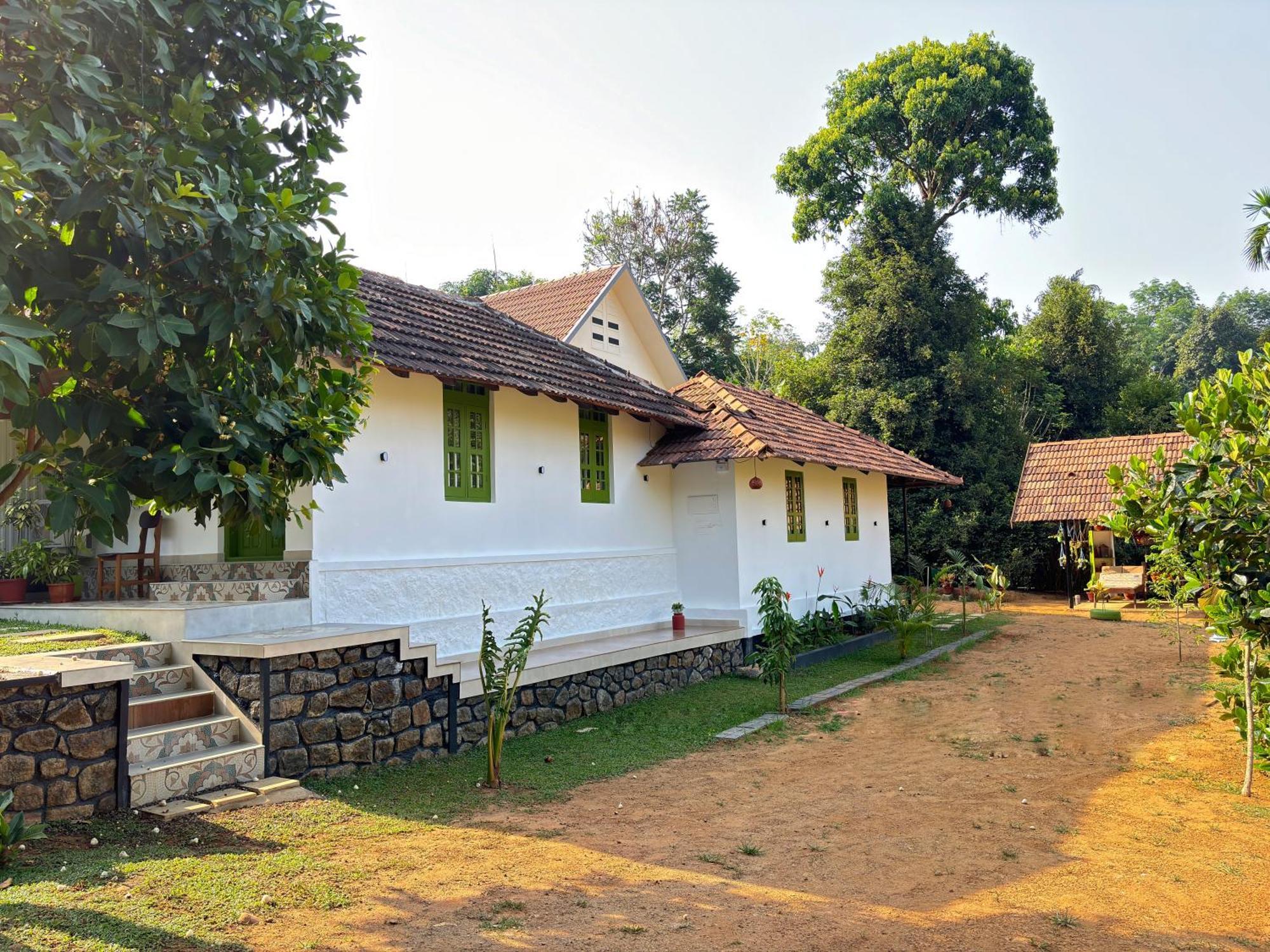 Calm Shack - 2 Bedroom-Boutique Farm Stay Munnar Buitenkant foto